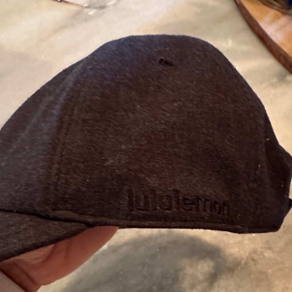 lululemon athletica Black Cap - Picture 3 of 4